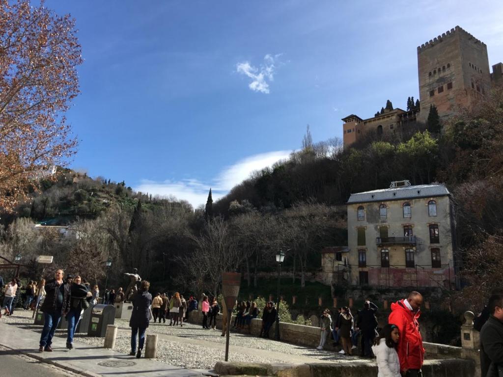 Un Vergel Al Pie De La Alhambra. Enjoy It Now!! Гранада Екстер'єр фото